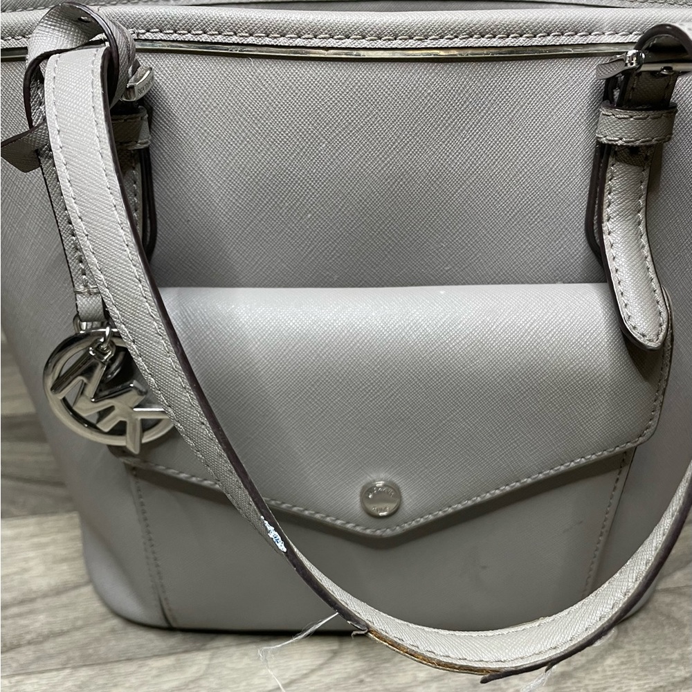 Michael Michael Kors Jet Set Multifunction Pocket Tote